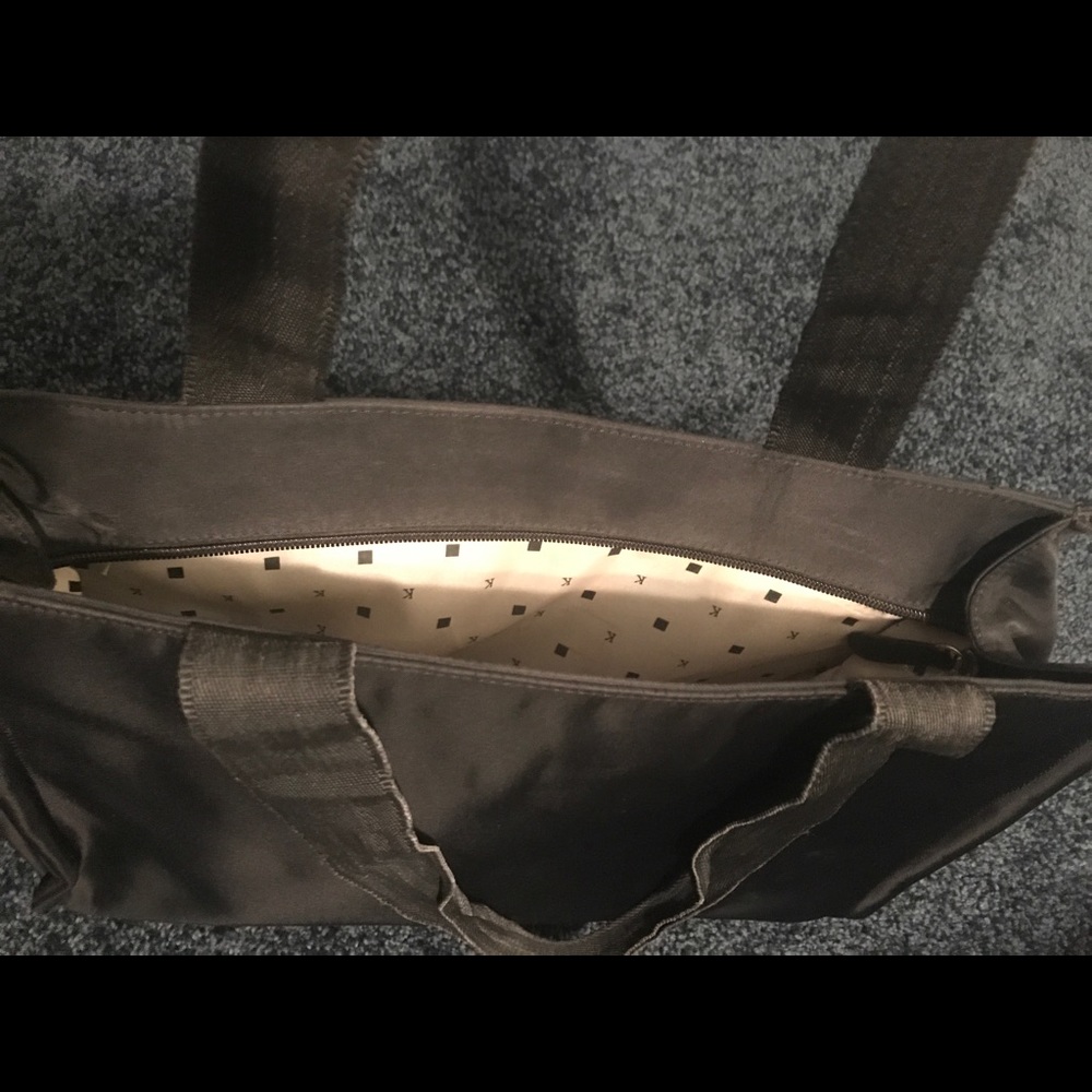 Kate Spade over-the-shoulder bag - Picture 6 of 7